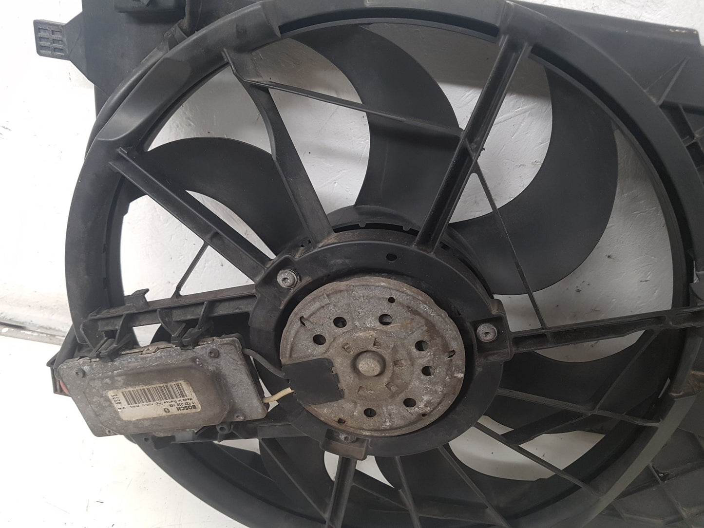 2008 - 2009 Volvo C70  Convertible RADIATOR FAN & COWLING (A/C CAR) 3M5H8C607UH