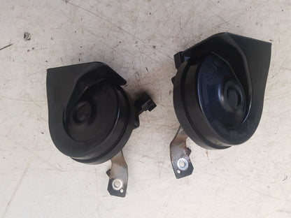 2008 - 2011 Volvo V70  Estate HIGHER AND LOWER HORNS (PAIR)