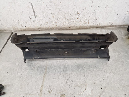 2010 - 2012 Volvo C30  Hatchback AIR GUIDE (BAFFLES) FRONT 7M519E635EC