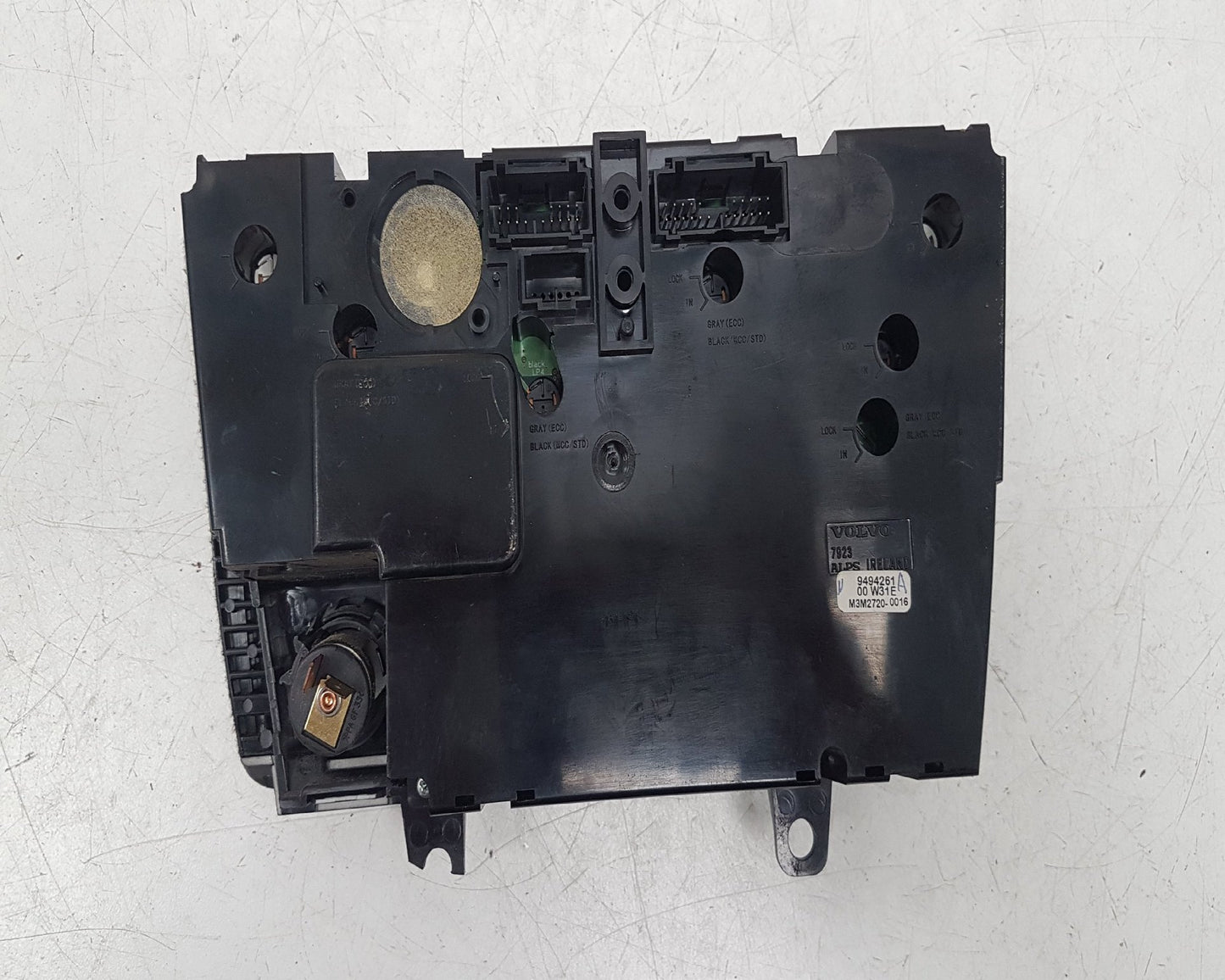 1998 - 2002 Volvo S80   Heater Controls 9494261
