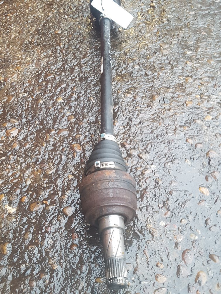 2006 - 2010 Volvo XC90  Estate Right Rear Drive Axle 30735565