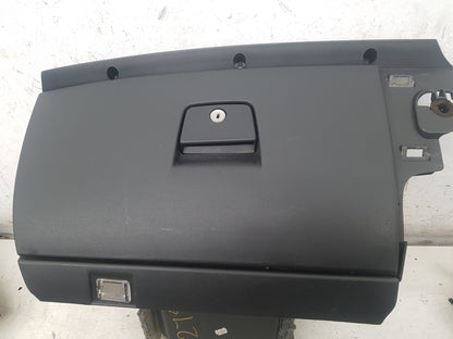 2004 - 2010 Volvo V50   Estate Glove Box 9481664