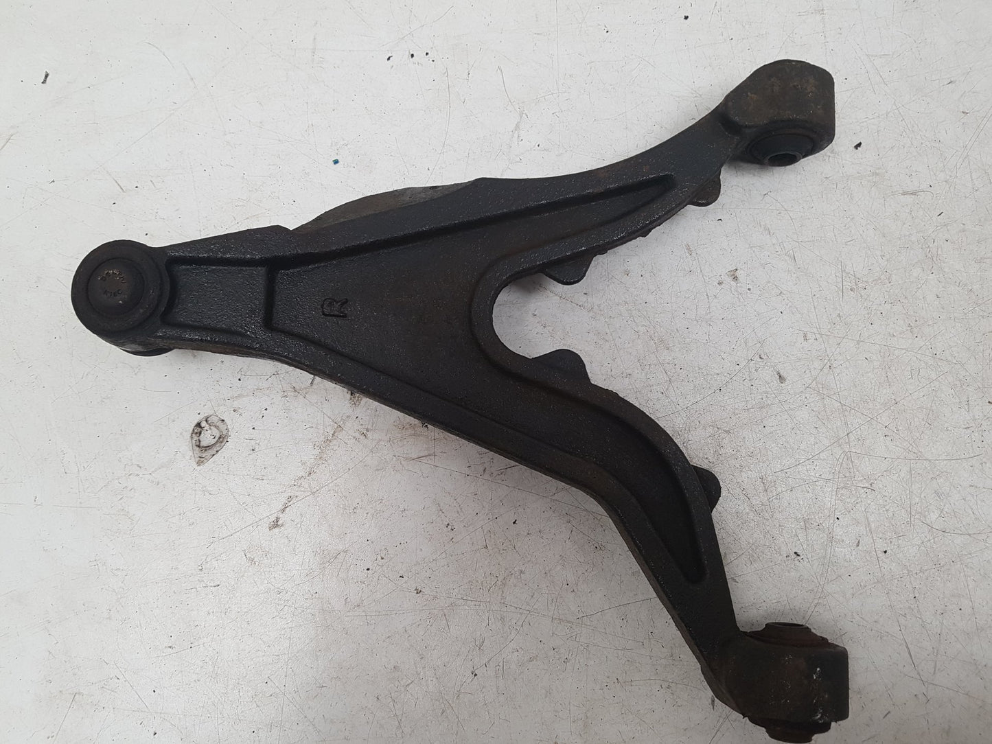 1992 - 1997 Volvo 850  Estate Right Front Lower Control Arm 8628496