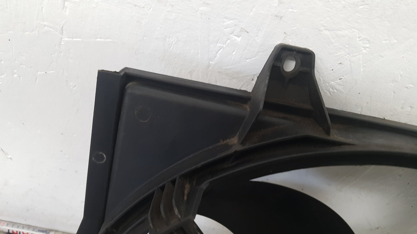 2000 - 2004 Volvo V40  Estate Radiator Shroud 8240276