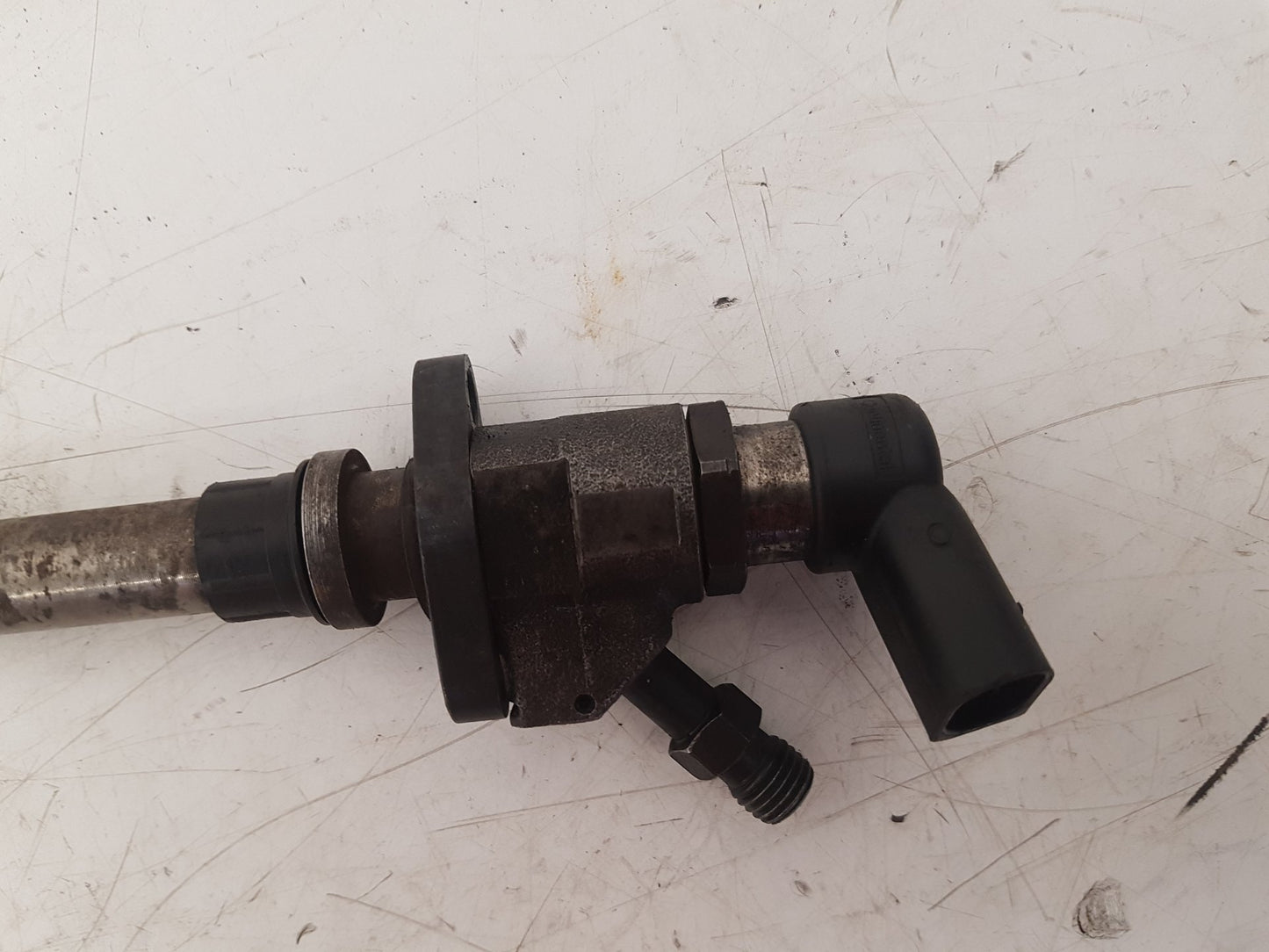 2006 - 2011 Volvo C70  Convertible Fuel Injector 9659337980