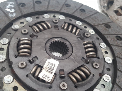 2003 - 2007 Volvo V70  Estate CLUTCH 30783258