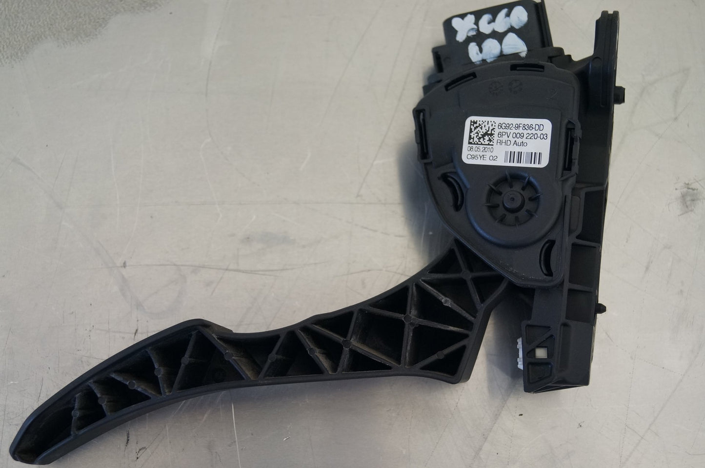 2008 - 2016 Volvo XC60   Accelerator Pedal 6G929F836DD 6G92-9F836-DD