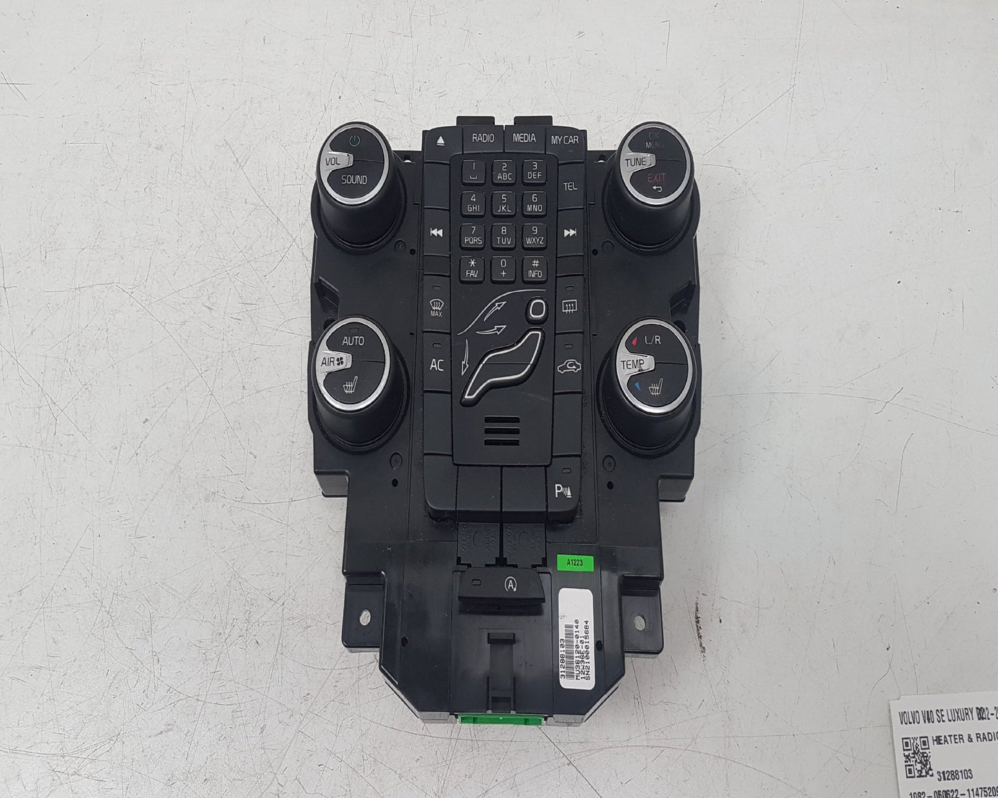 2012 - 2016 Volvo V40  Hatchback HEATER & RADIO CONTROL PANNEL 31288103