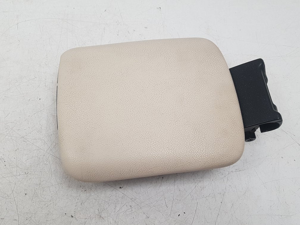 2007 - 2012 Volvo C70  Convertible Armrest 31307598