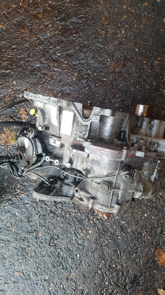 2002 - 2006 Volvo XC90  Estate Automatic Transmission 8675151
