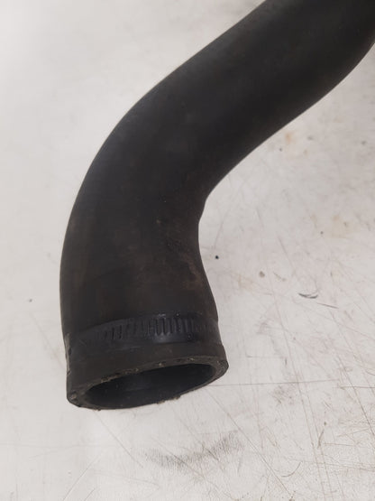 2002 - 2006 Volvo XC90  Estate RADIATOR HOSE 30680922
