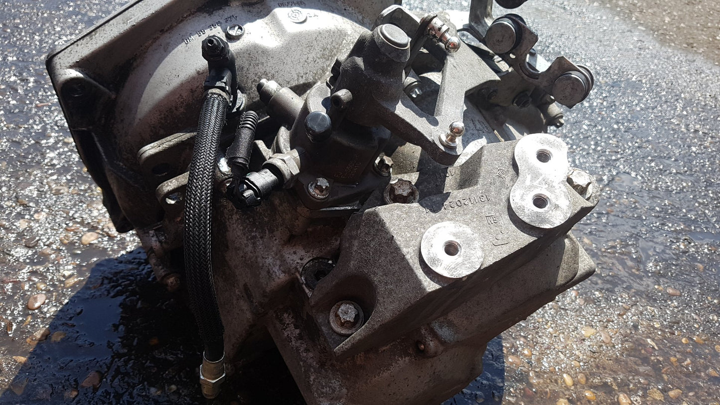 2007 - 2012 Saab 9-3  Estate Manual Gearbox 93188804
