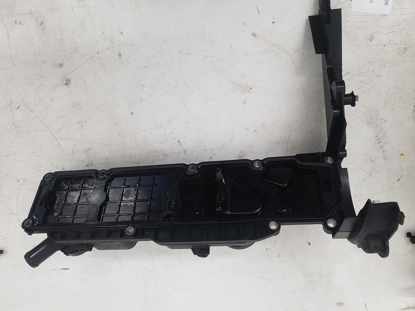 2010 - 2012 Volvo S40  Saloon ROCKER VALVE COVER 9689112980