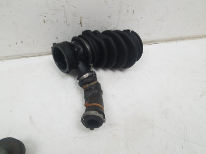 2012 - 2016 Volvo V40  Hatchback INTAKE HOSE AV616C784AE
