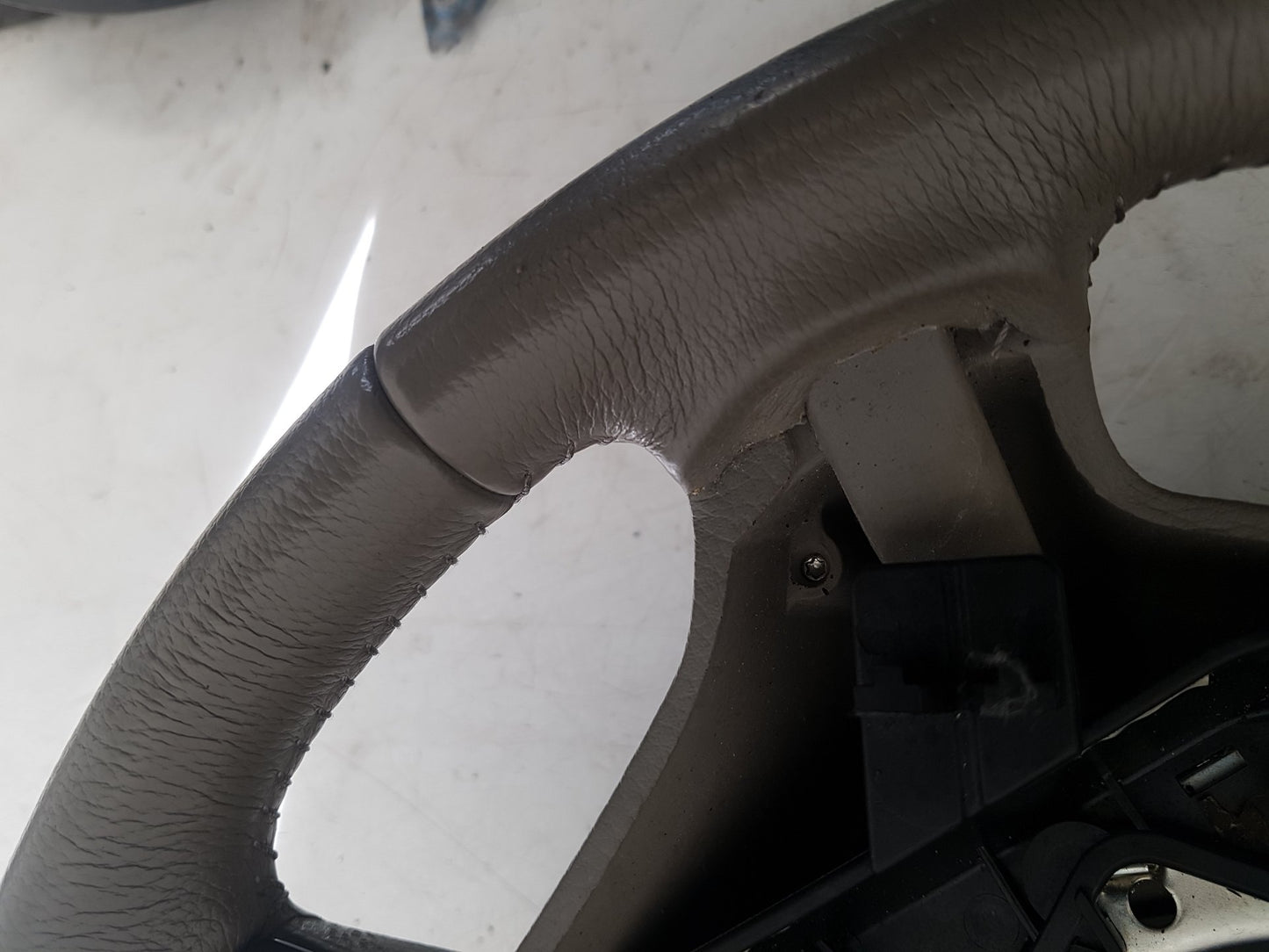 2002 - 2006 Volvo XC90  Estate Steering Wheel 8666891