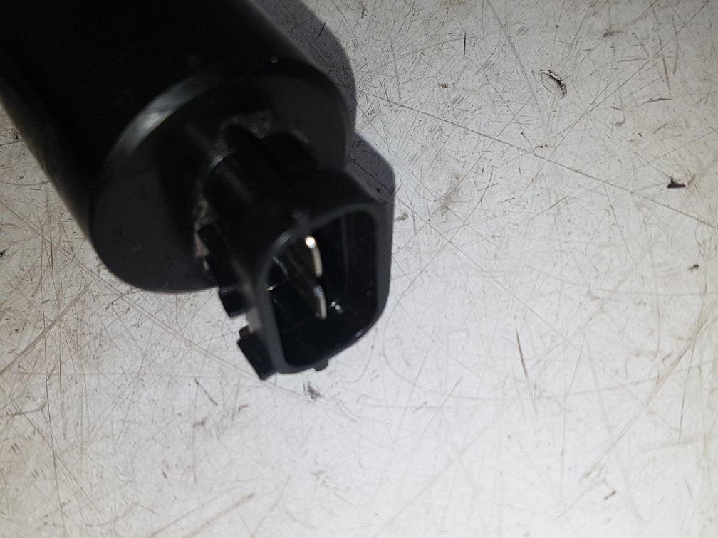 2001 - 2009 Saab 9-5  Estate WASHER PUMP (WINDSCREEN) 48 32 895
