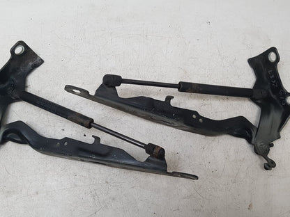 2010 - 2015 Volvo V70  Estate BONNET STRUTS/RAMS - PAIR 30649516