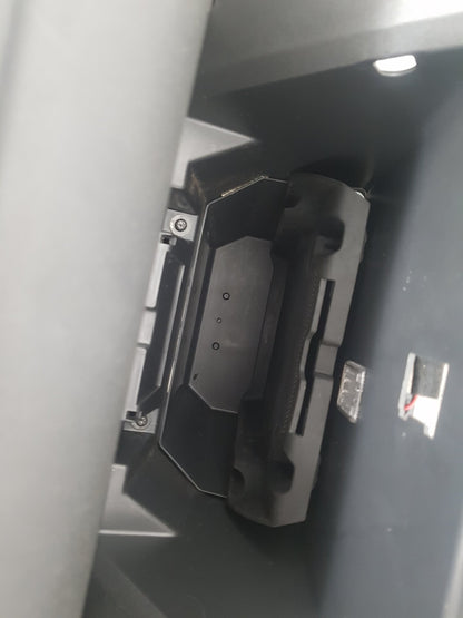 2004 - 2010 Volvo V50   Estate Glove Box 9481664