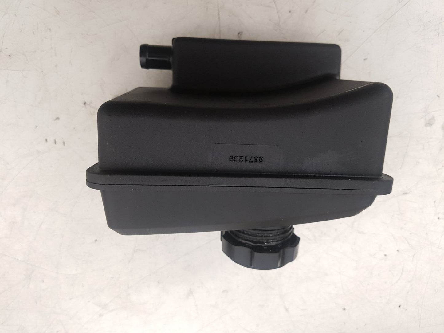 2002 - 2006 Volvo XC90  Estate POWER STEERING RESEVOIR 8671269