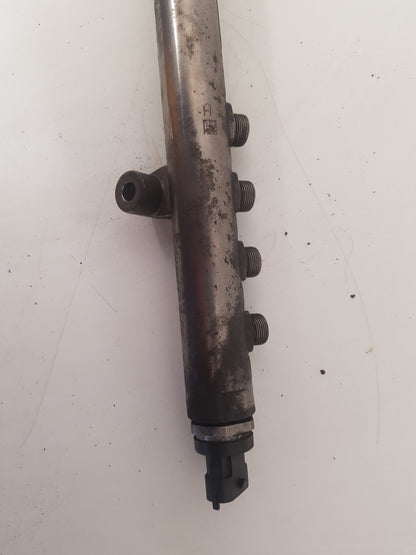 2009 - 2013 Volvo V60  Estate Injection Rail 0445215025