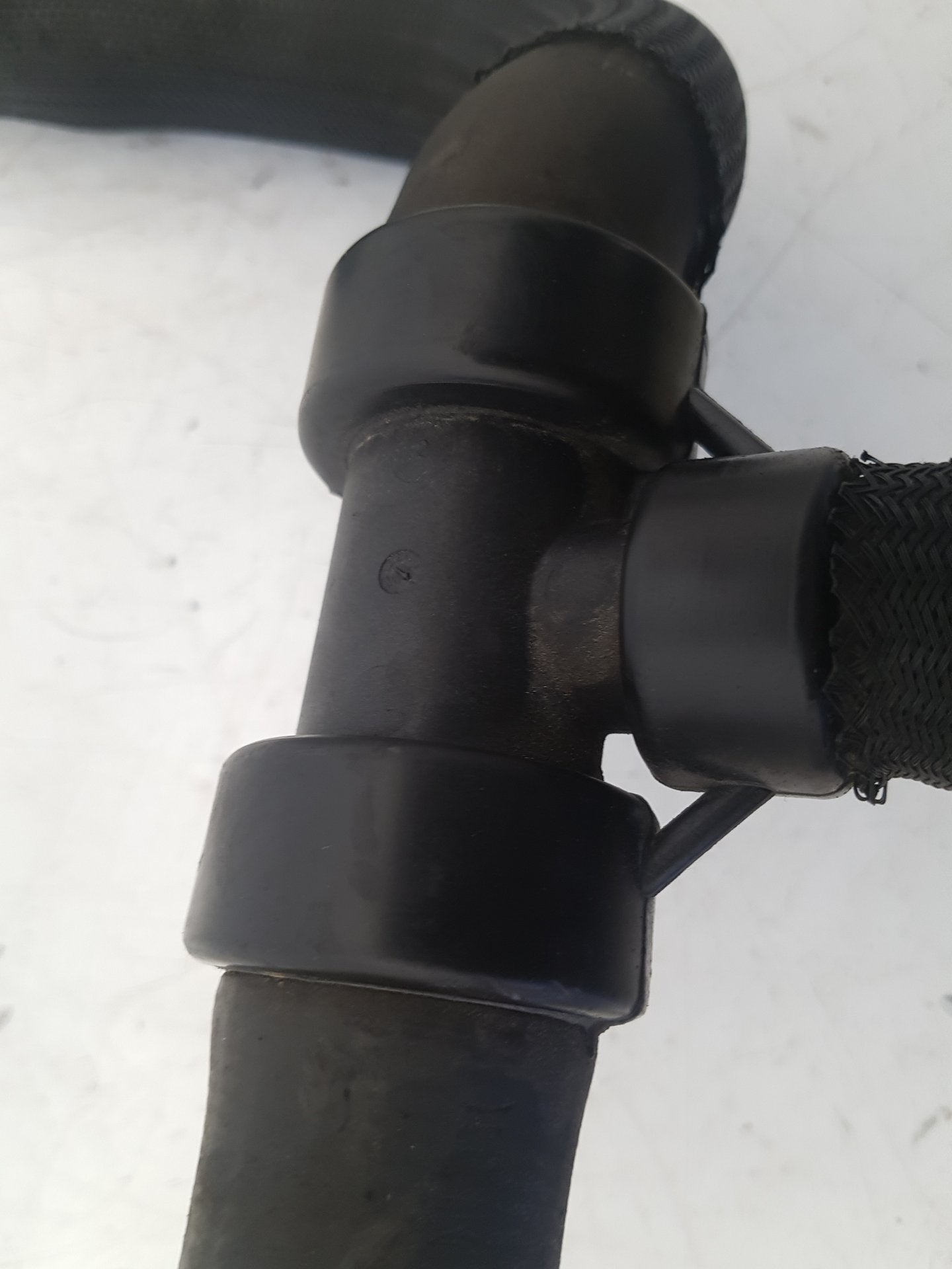 2008 - 2013 Volvo XC60 I 156 Estate RADIATOR HOSE S4000238 PIA