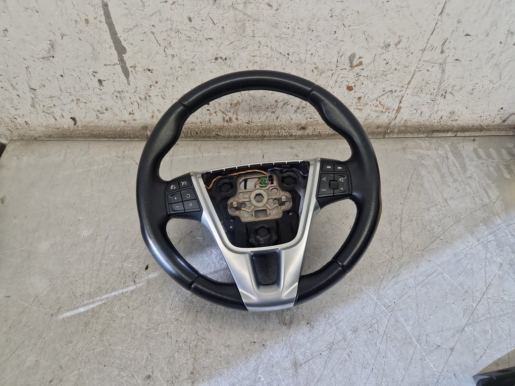 2013 - 2019 Volvo V40 III 525 Hatchback Steering Wheel 31250592