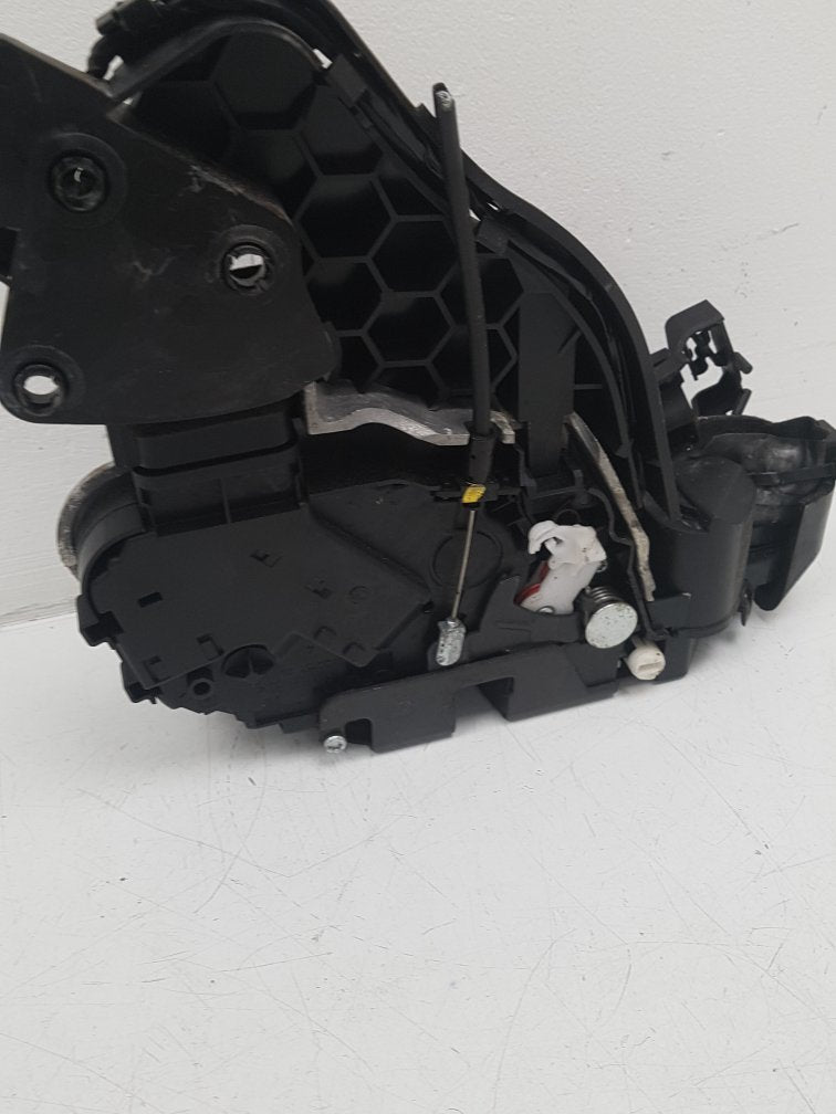 2008 - 2012 Volvo V50   Right Rear Door Lock Actuator 30699112