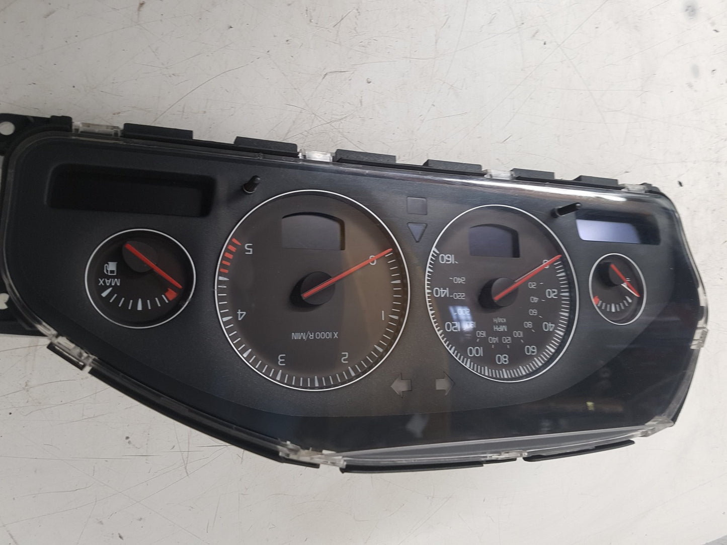2000 - 2007 Volvo XC70  Estate Instrument Cluster 30746112