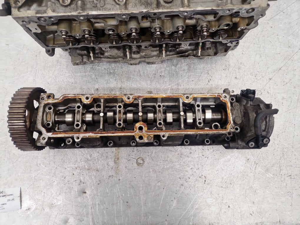 2010 Volvo S40  Saloon CYLINDER HEAD BARE DIESEL 36001473