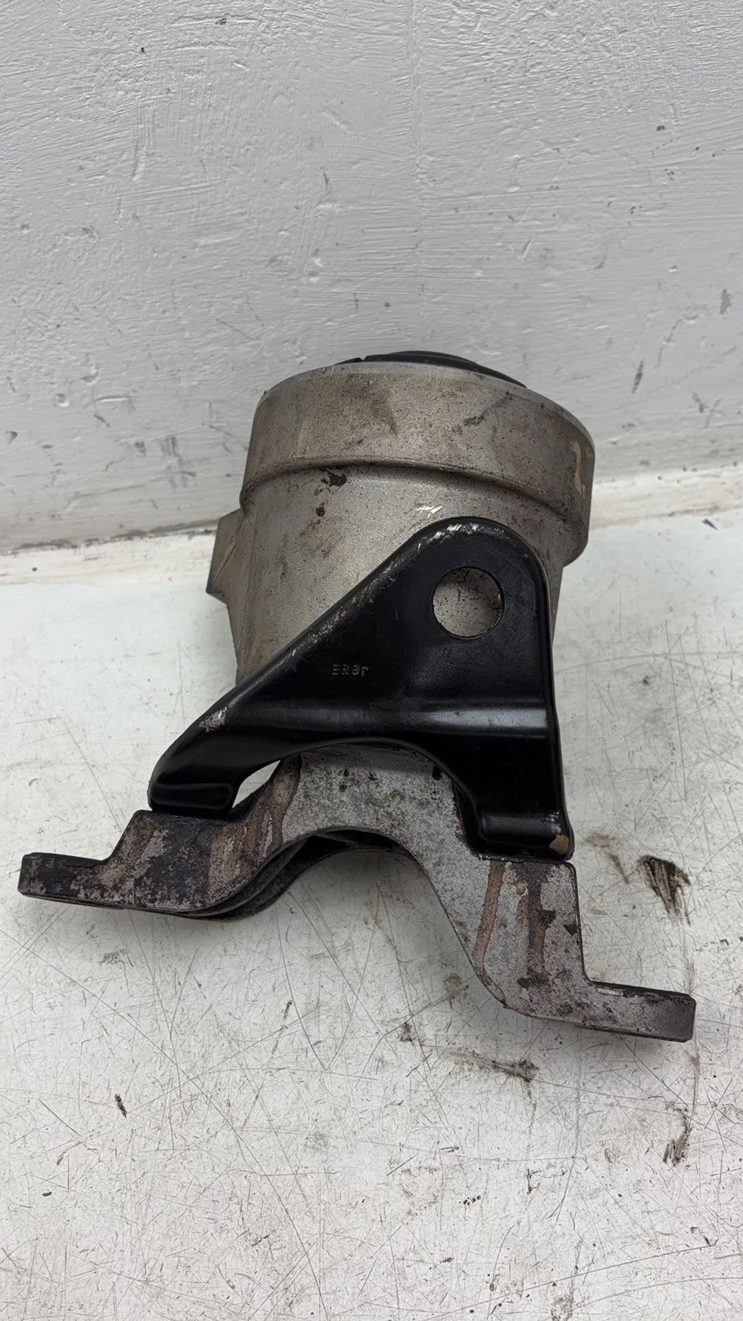2010 - 2017 Volvo XC60  Estate Engine Mount 9G916F012BB
