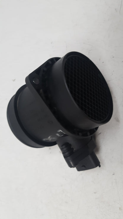 2002 - 2005 Volvo S60  Saloon Air Flow Meter 8670115