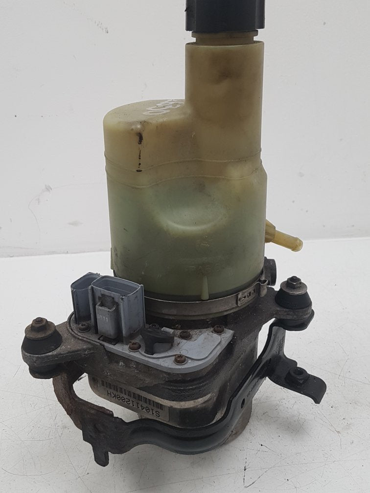 2010 Volvo S40  Saloon Power Steering Pump 31202089