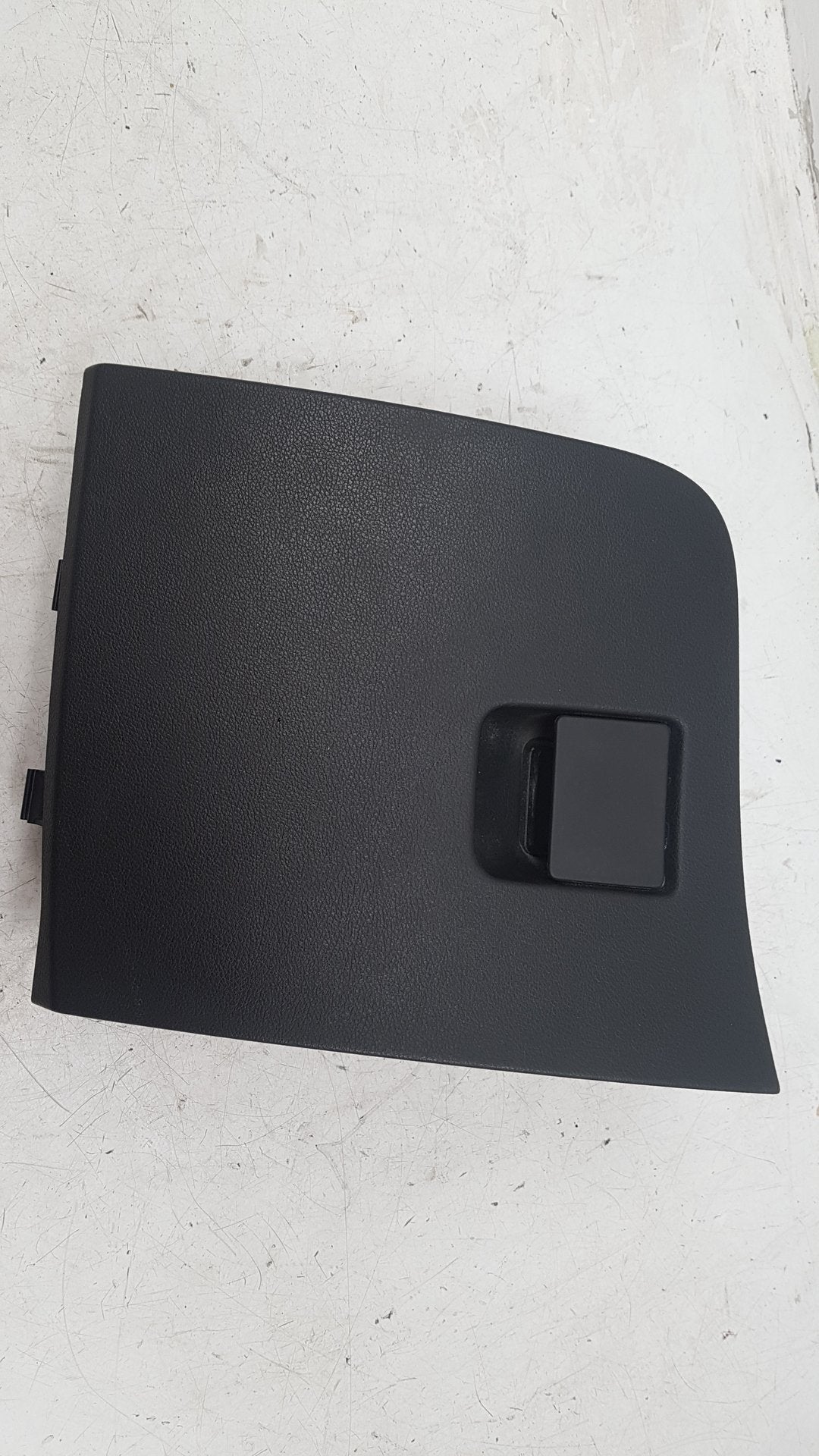 2010 - 2012 Saab 9-5  Saloon Glove Box