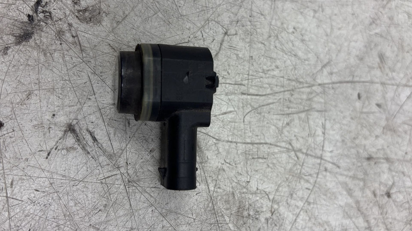 2014 - 2018 Volvo V60  Estate Parking Sensor 31341343