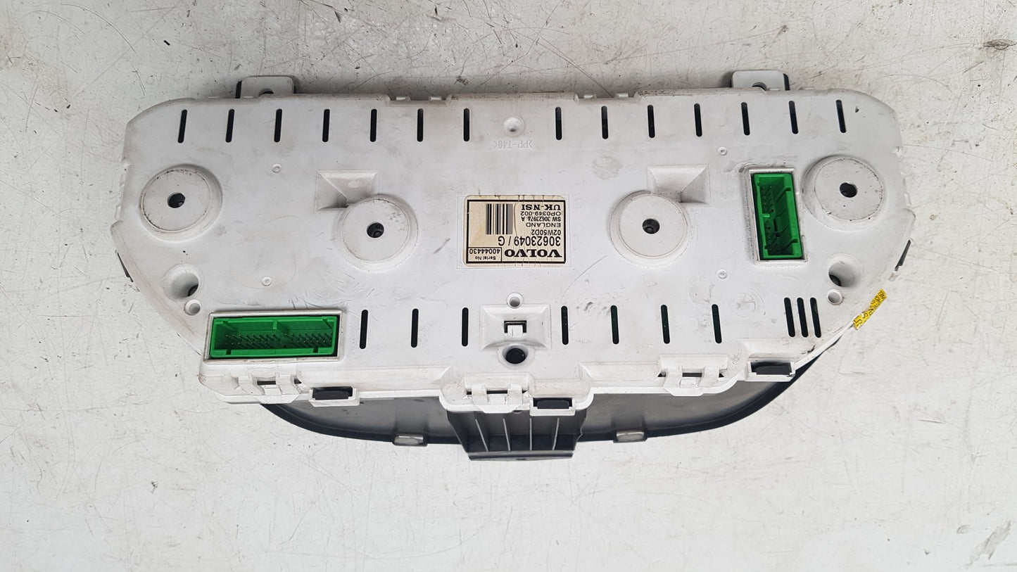 2000 - 2004 Volvo V40  Estate Instrument Cluster 30623049