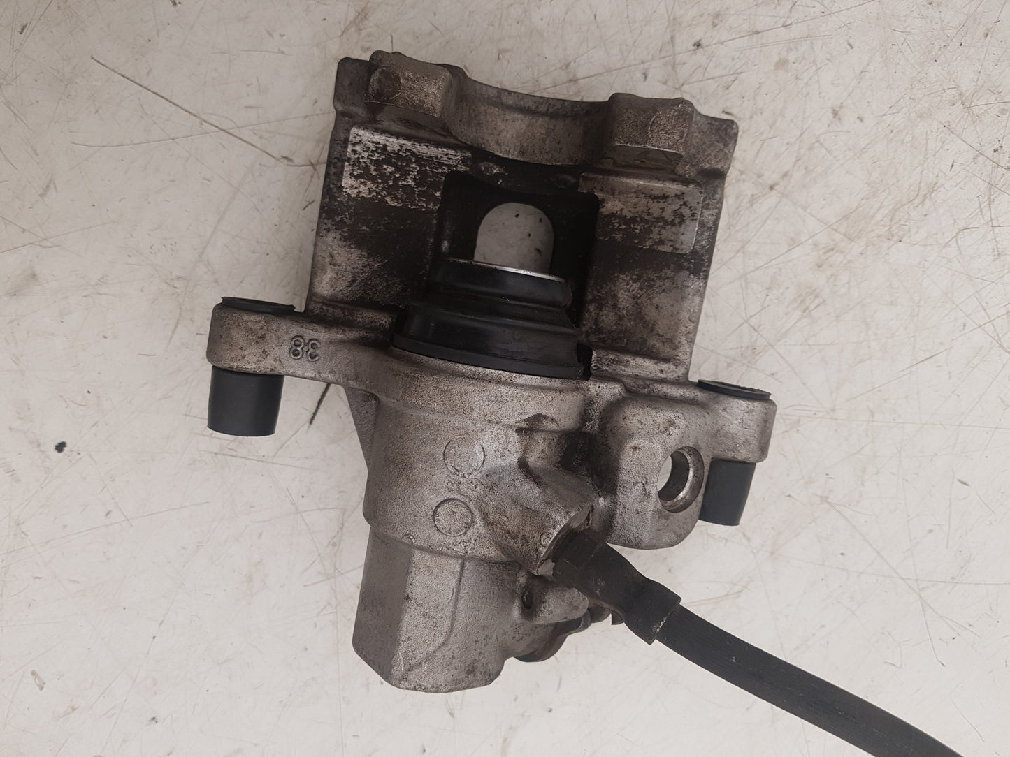 2013 - 2016 Volvo V40 III 525 Hatchback Right Rear Caliper 36001766