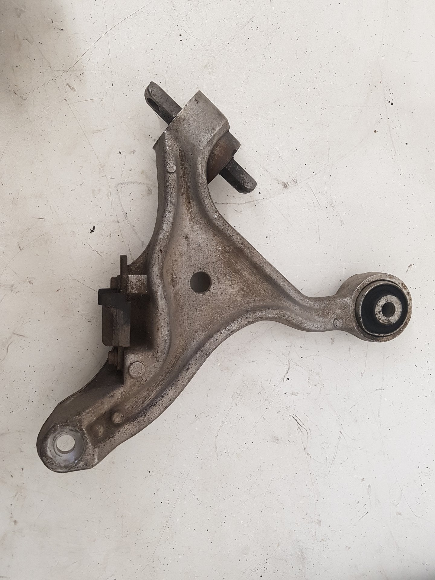2001 - 2010 Volvo S60  Saloon Right Front Lower Control Arm