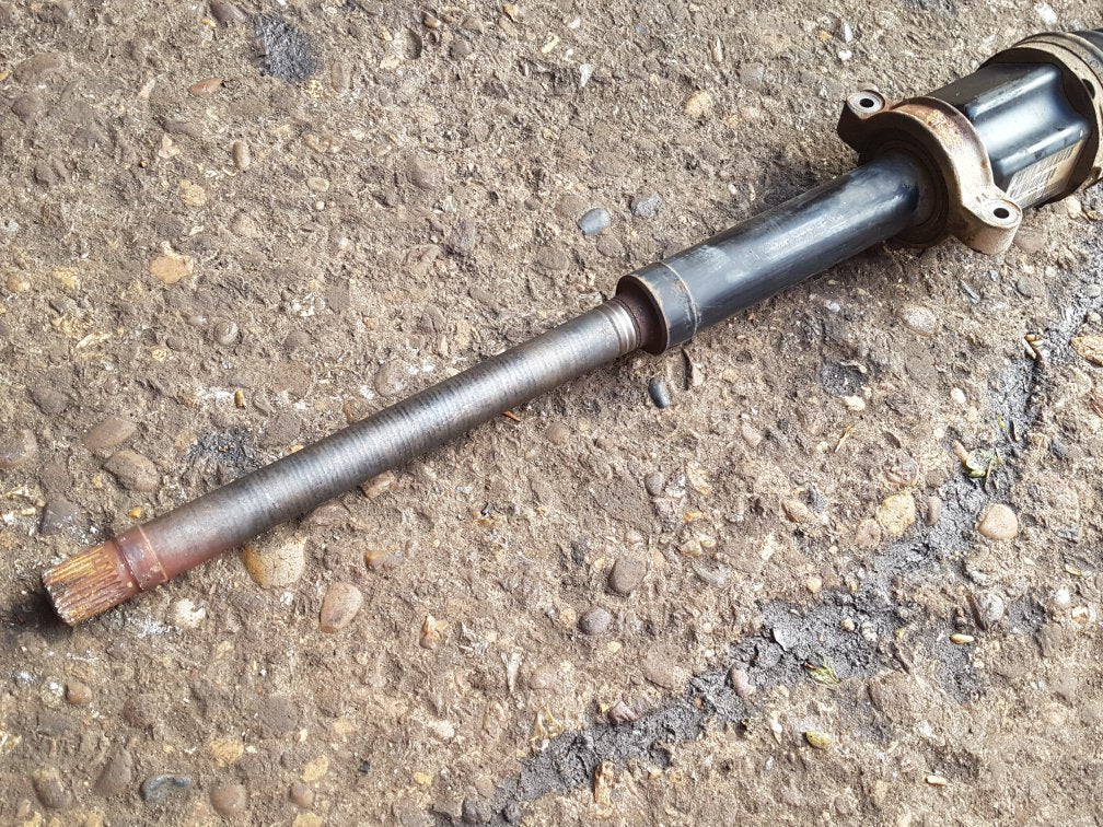 2000 - 2007 Volvo XC70  Estate Right Front Drive Axle 9445911