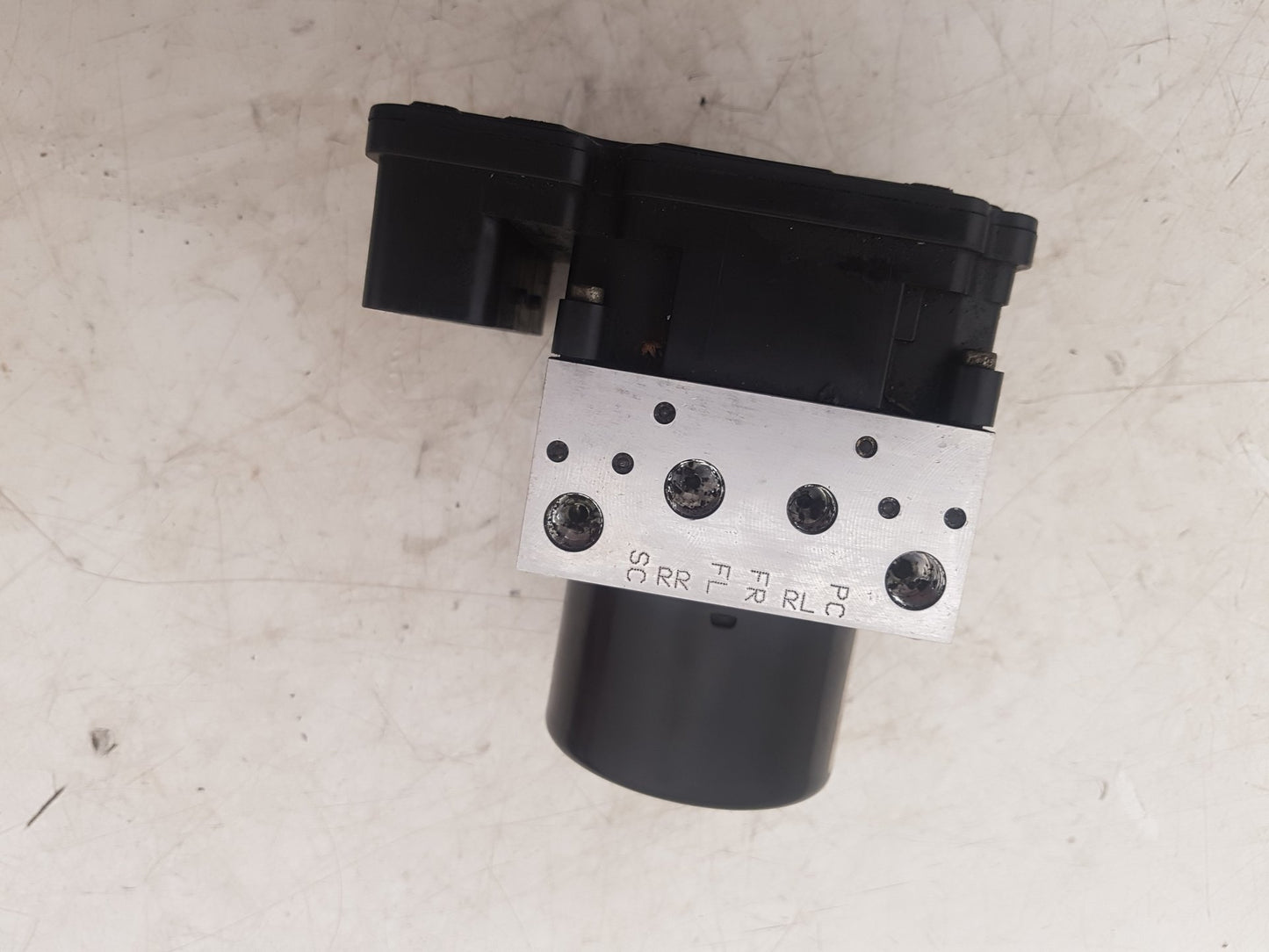 2008 - 2016 Volvo V70  Estate ABS Pump/Modulator 30681619