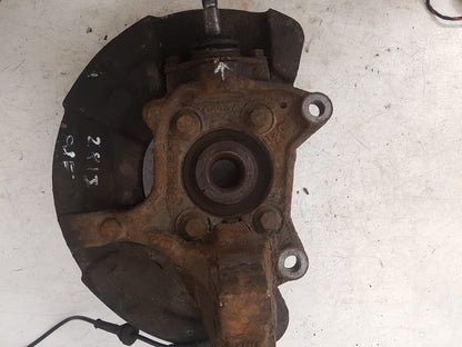 2005 - 2012  Xc90 D5 Se Awd E4 5 Dohc  Estate Right Front Hub Assembly