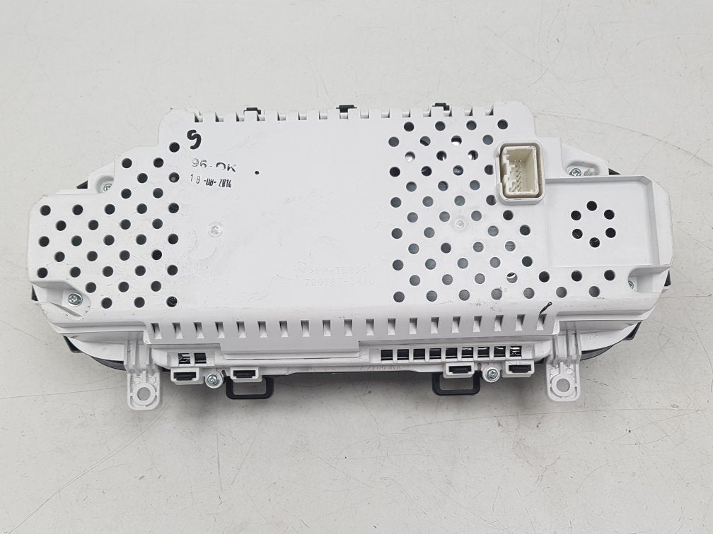 2014 - 2019 Volvo V40  Hatchback Instrument Cluster 31433331