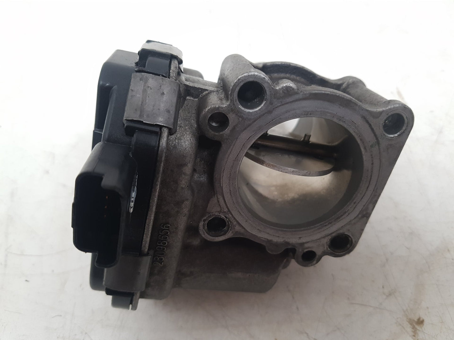 2012 - 2019 Volvo V40  Hatchback Throttle Body 28275019