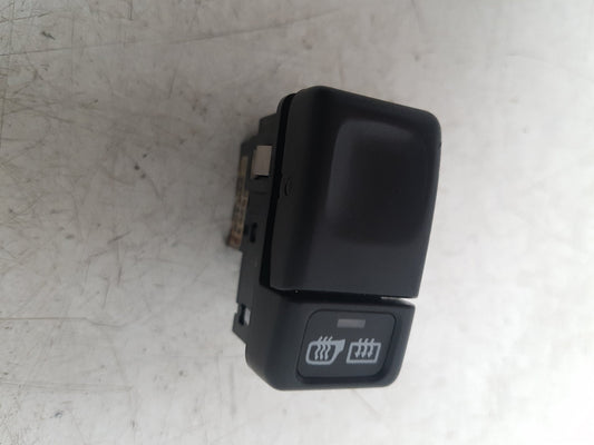 1992 - 1997 Volvo 850  Estate HEATED MIRROR SWITCH 9128263