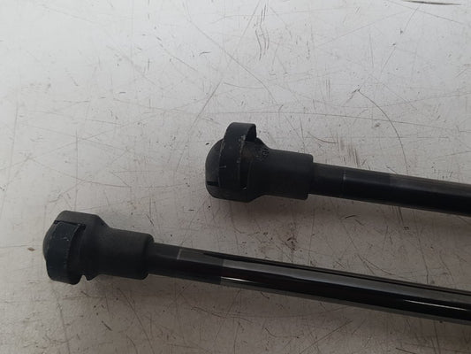 2004 - 2010 Volvo S40  Saloon BOOT STRUT 31218465