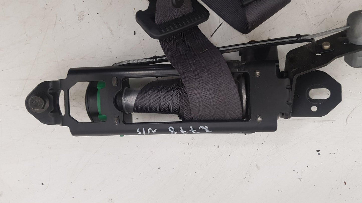 2000 - 2007 Volvo V70 II 285 Estate Left Front Seat Belt 8626244
