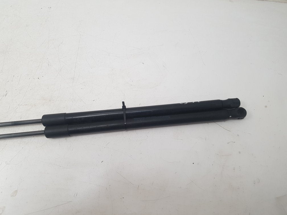 2010 - 2019 Volvo V60  Estate TAILGATE STRUTS (PAIR) 31297080
