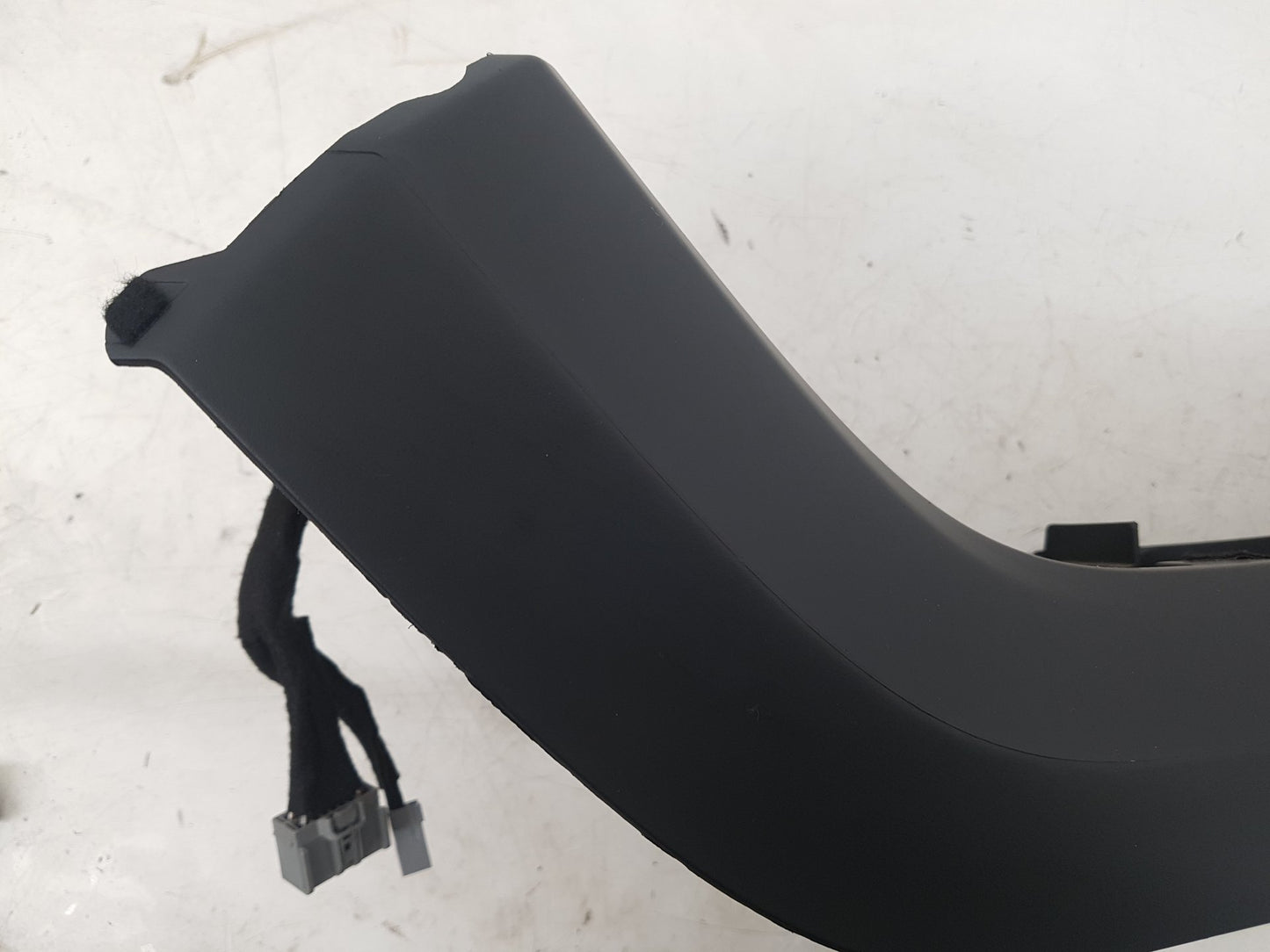 2012 - 2015 Volvo V40  Hatchback Centre Console 8632771
