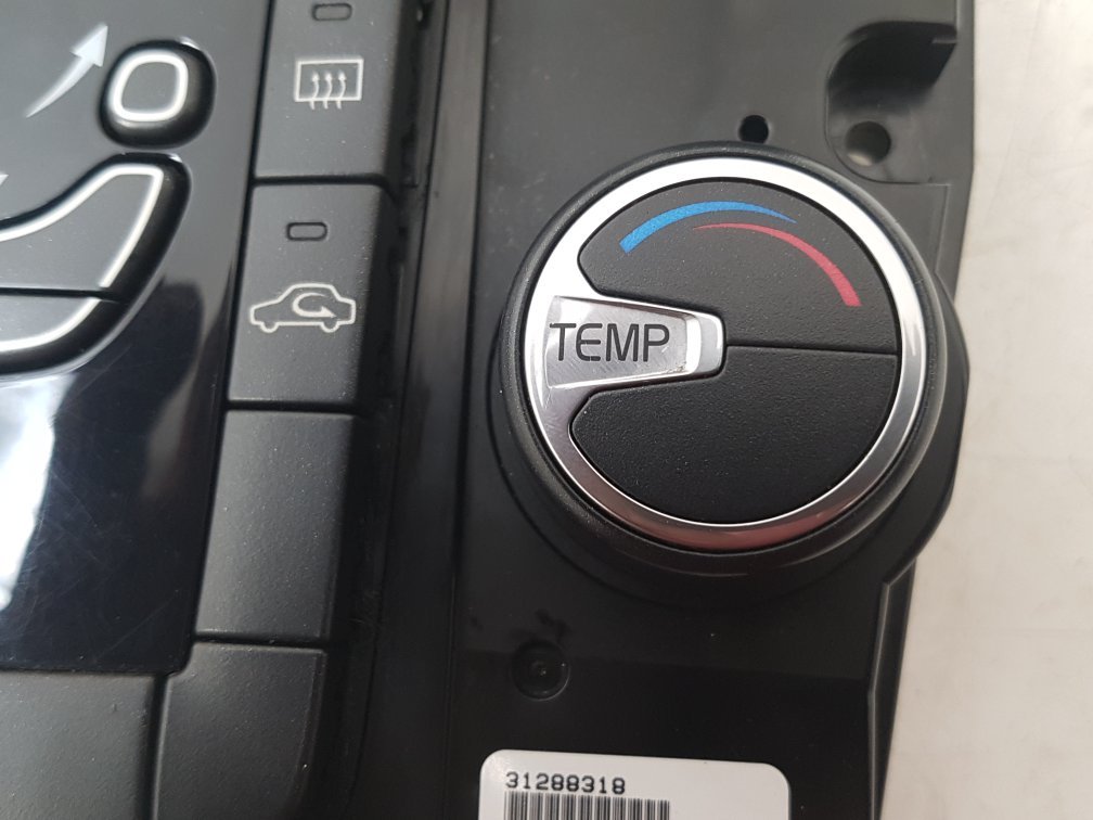 2010 - 2015 Volvo V70  Estate HEATER & RADIO CONTROL PANNEL 31288318