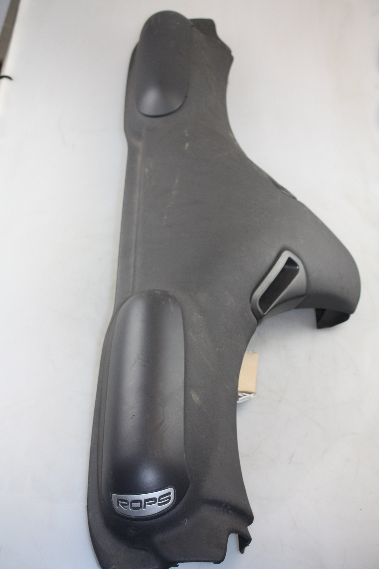 2006 - 2014 Volvo C70  Convertible ROLL OVER PROTECTION STRUTTS COVER 30633354