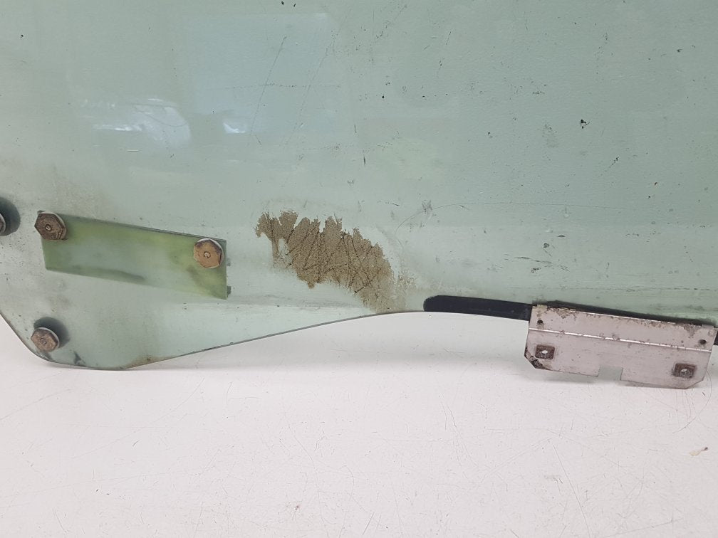 1998 - 2003 Saab 9-3  Convertible Right Front Door Window AS2